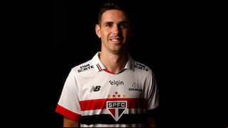 Otro crack que vuelve a Brasil: Oscar nuevo fichaje del Sao Paulo tras casi una década en China