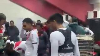 Cerca del debut en Sudamericana: Always Ready denunció robo y agresión entre jugador y presidente